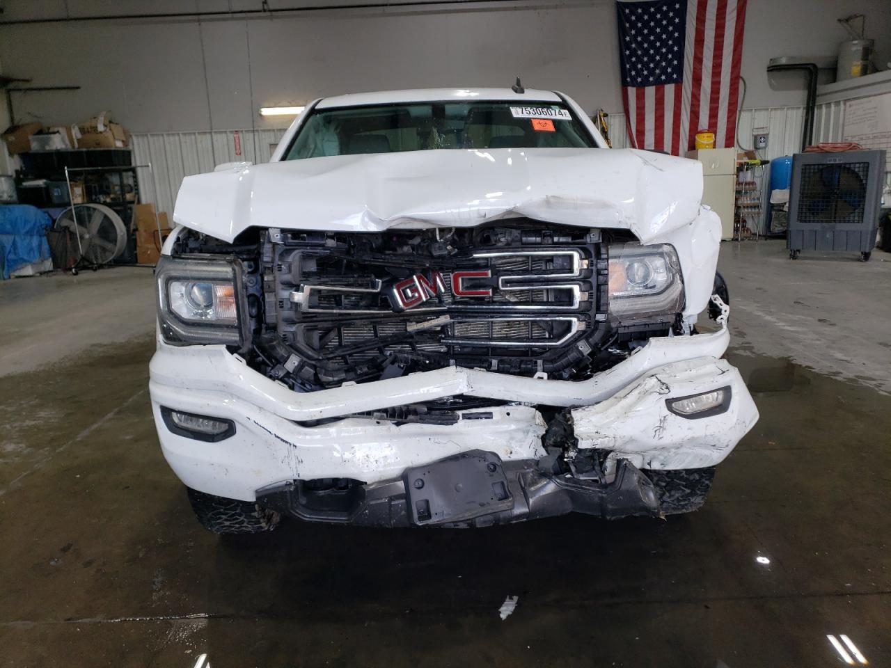 2016 GMC Sierra - Image 5