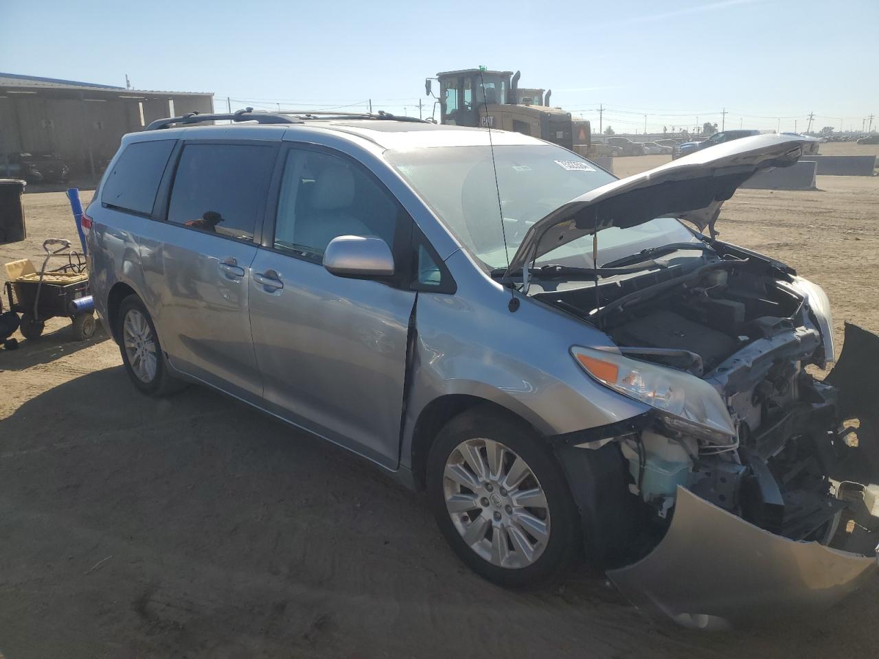 2013 Toyota Sienna - Image 4