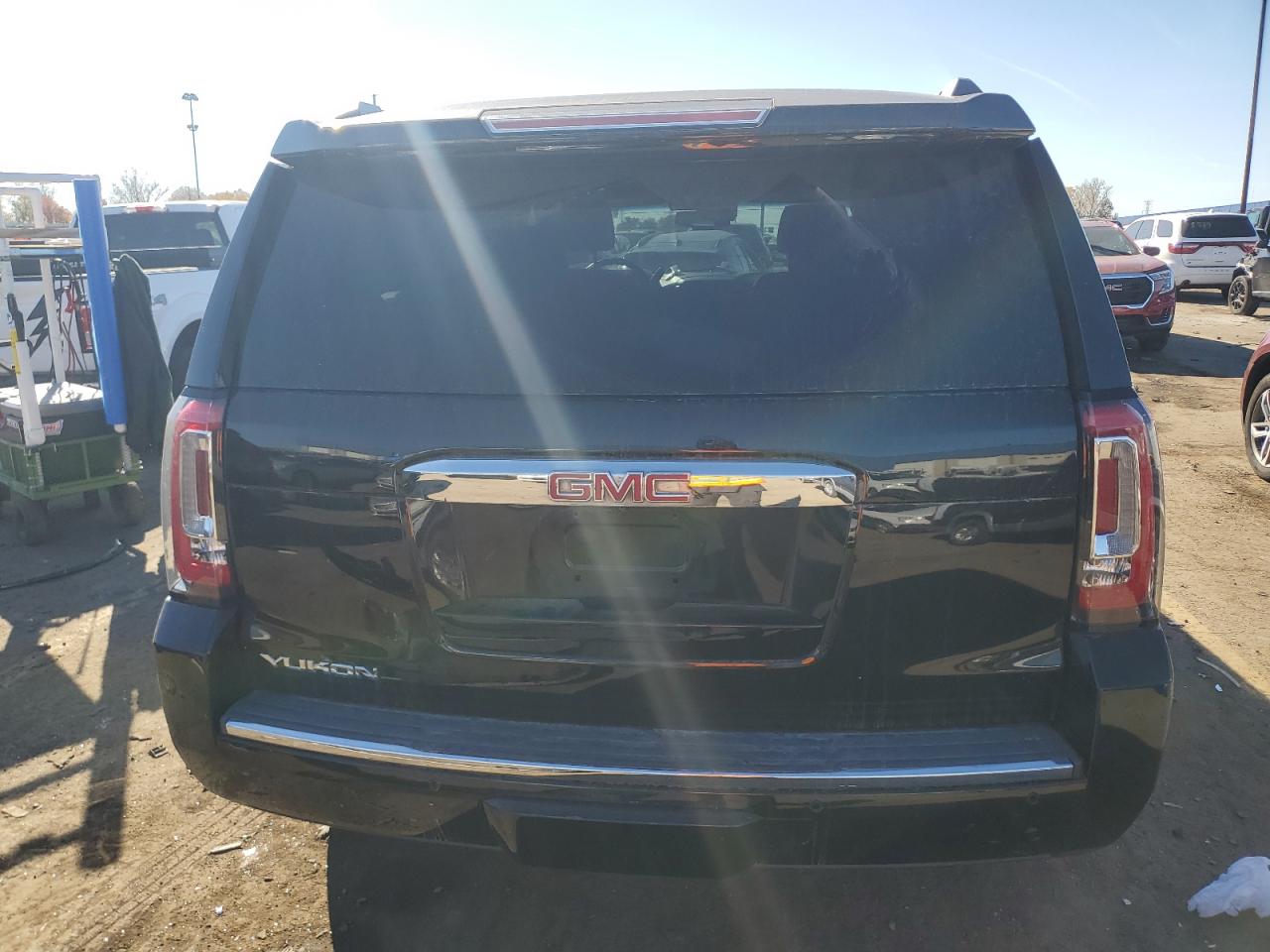 1GKS1CKJ9FR134446 2015 GMC Yukon Denali