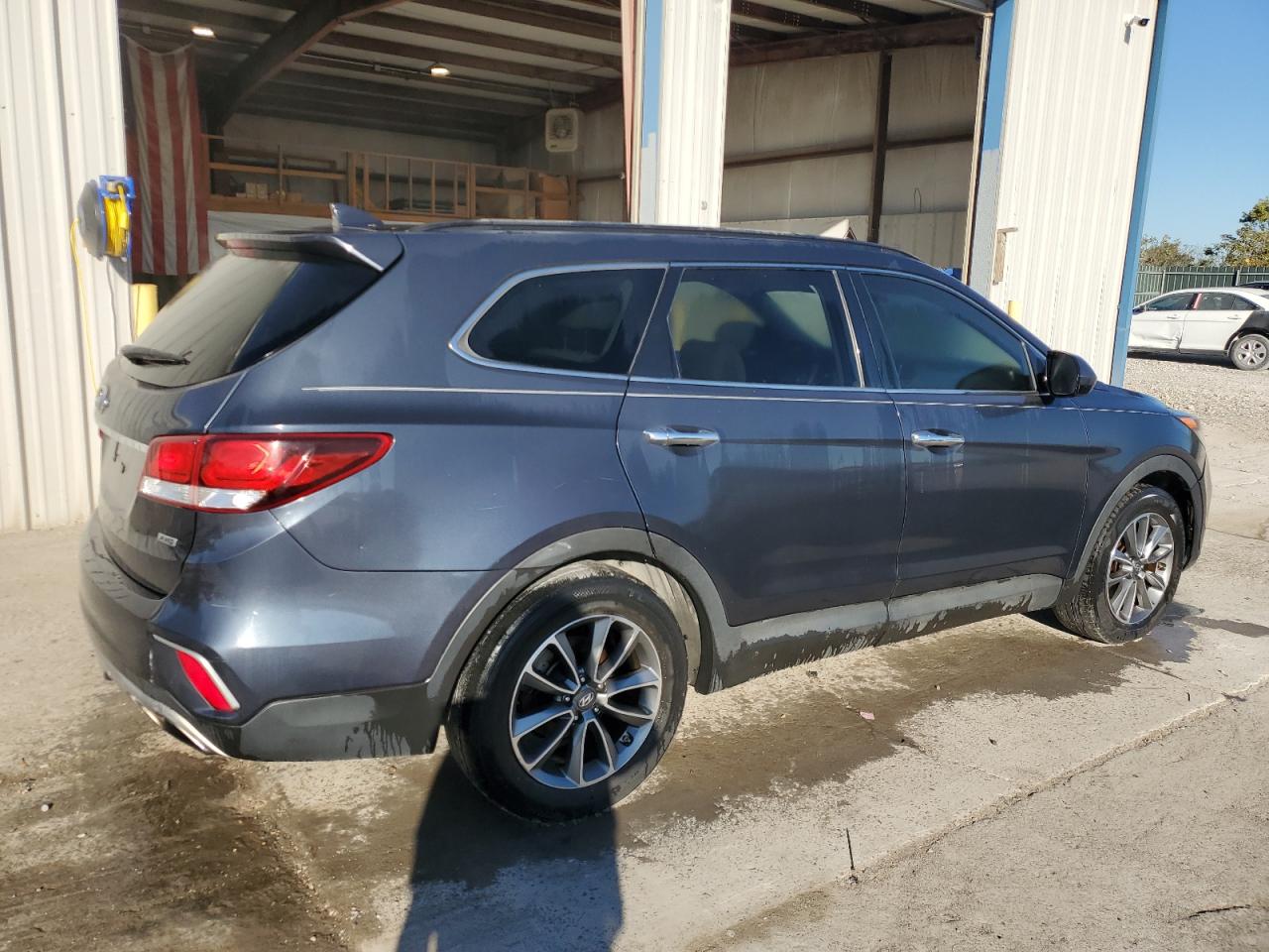 VIN KM8SMDHF6HU175849 2017 HYUNDAI SANTA FE no.3