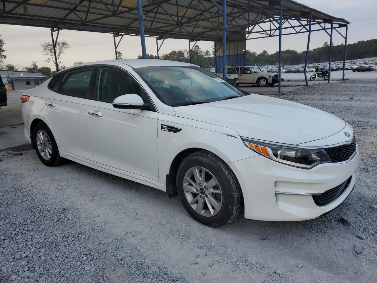 2016 Kia Optima - Image 4