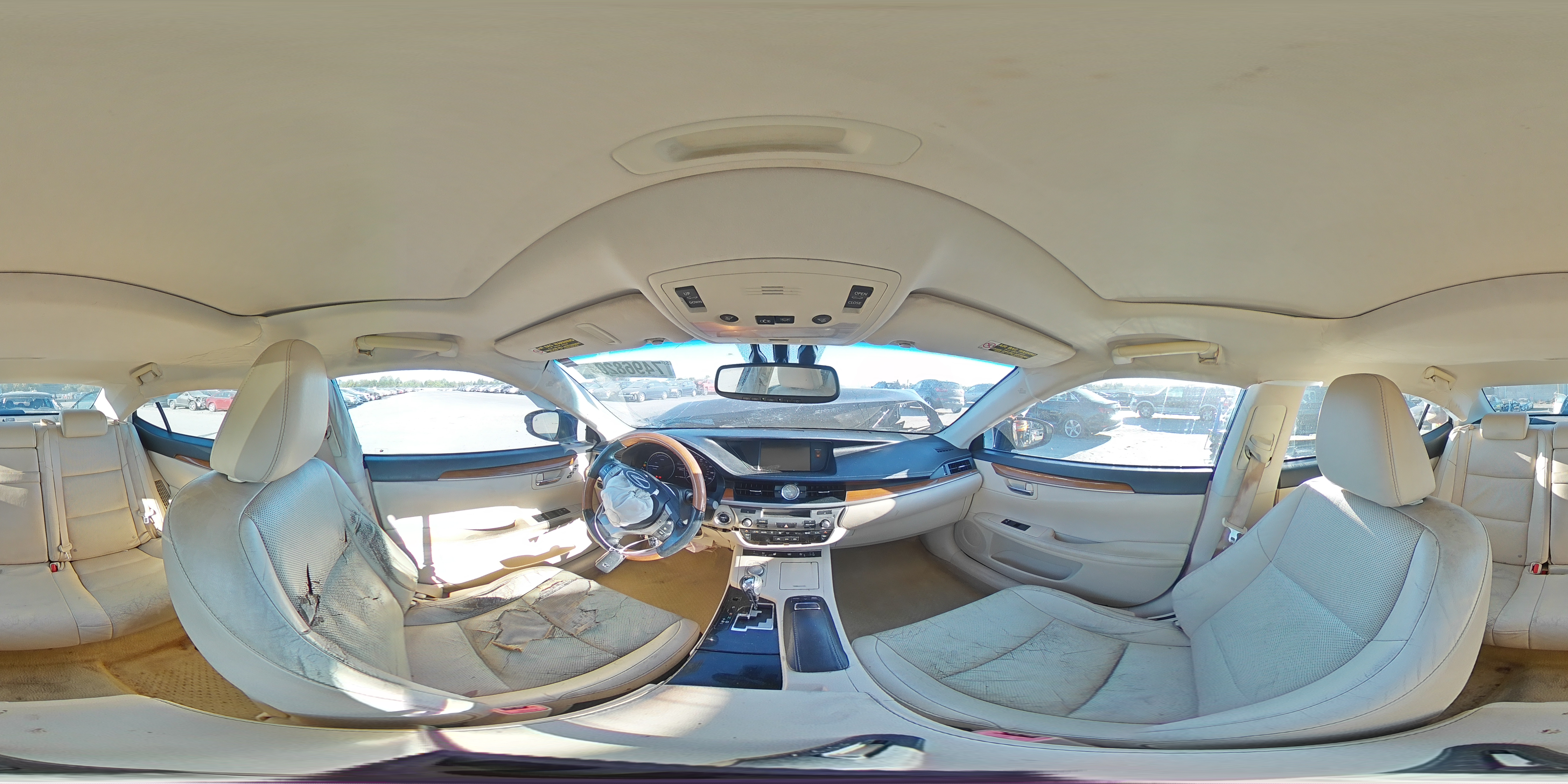 2014 Lexus ES - Image 12