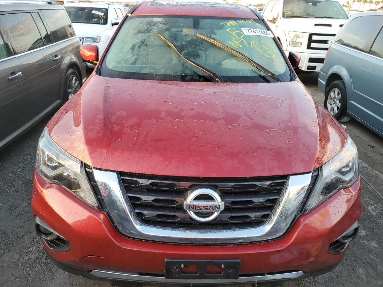 2017 Nissan Pathfinder - Image 5