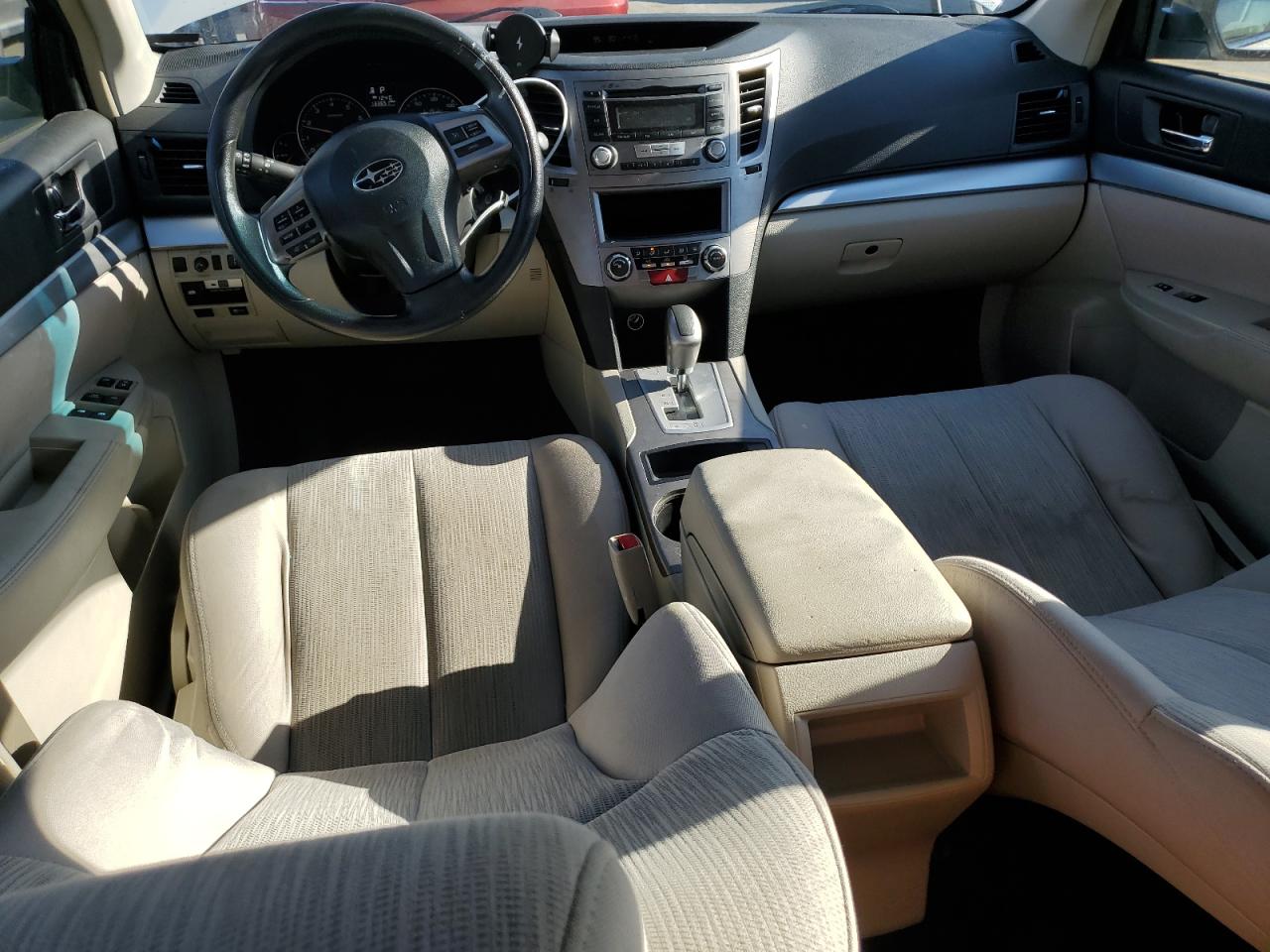 2014 Subaru Outback - Image 8