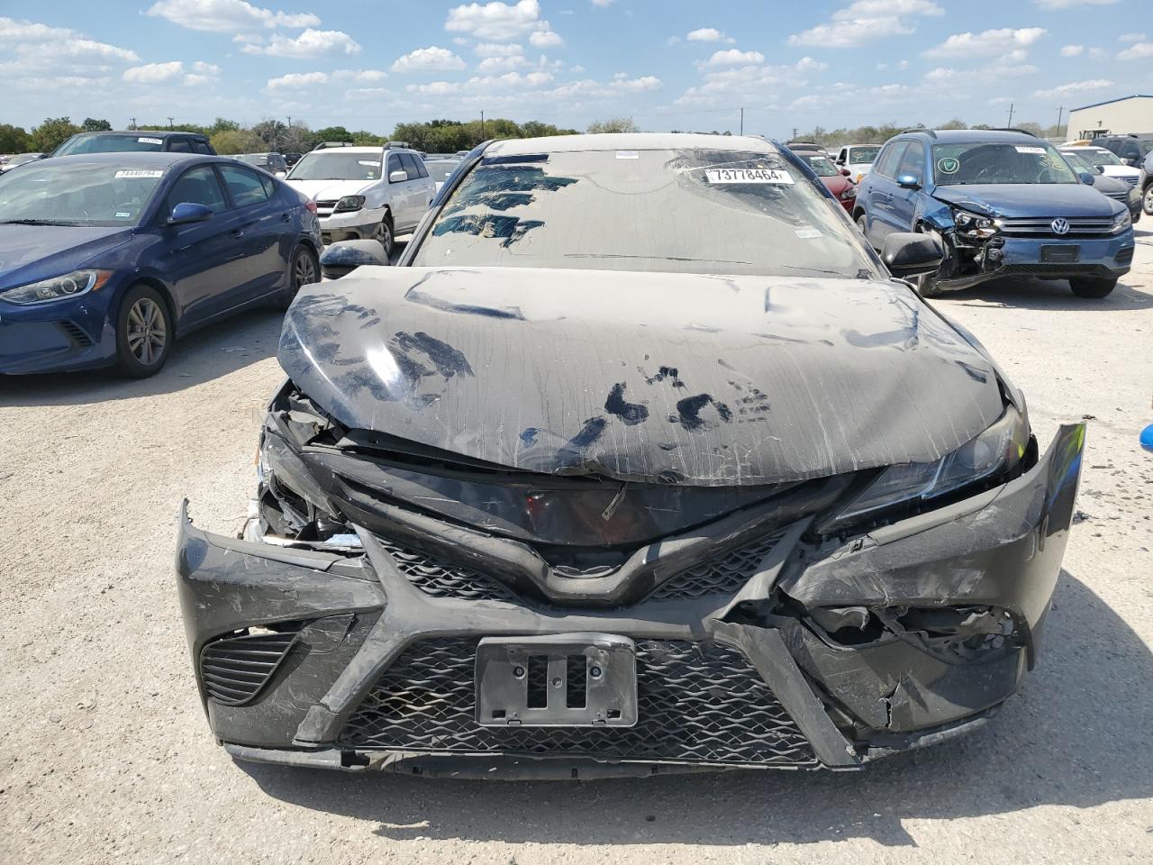 2018 Toyota Camry - Image 5