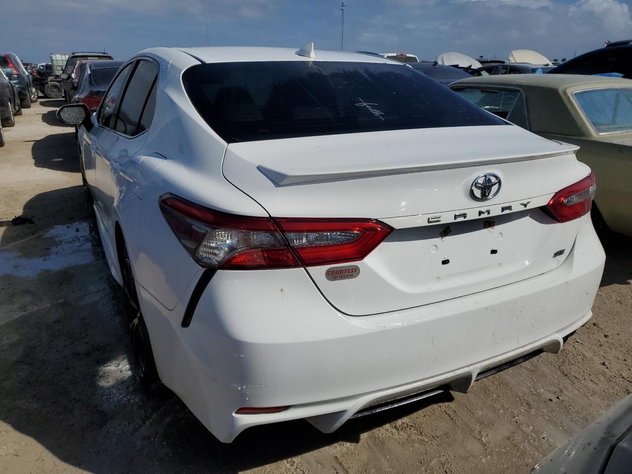 2019 Toyota Camry - Image 6