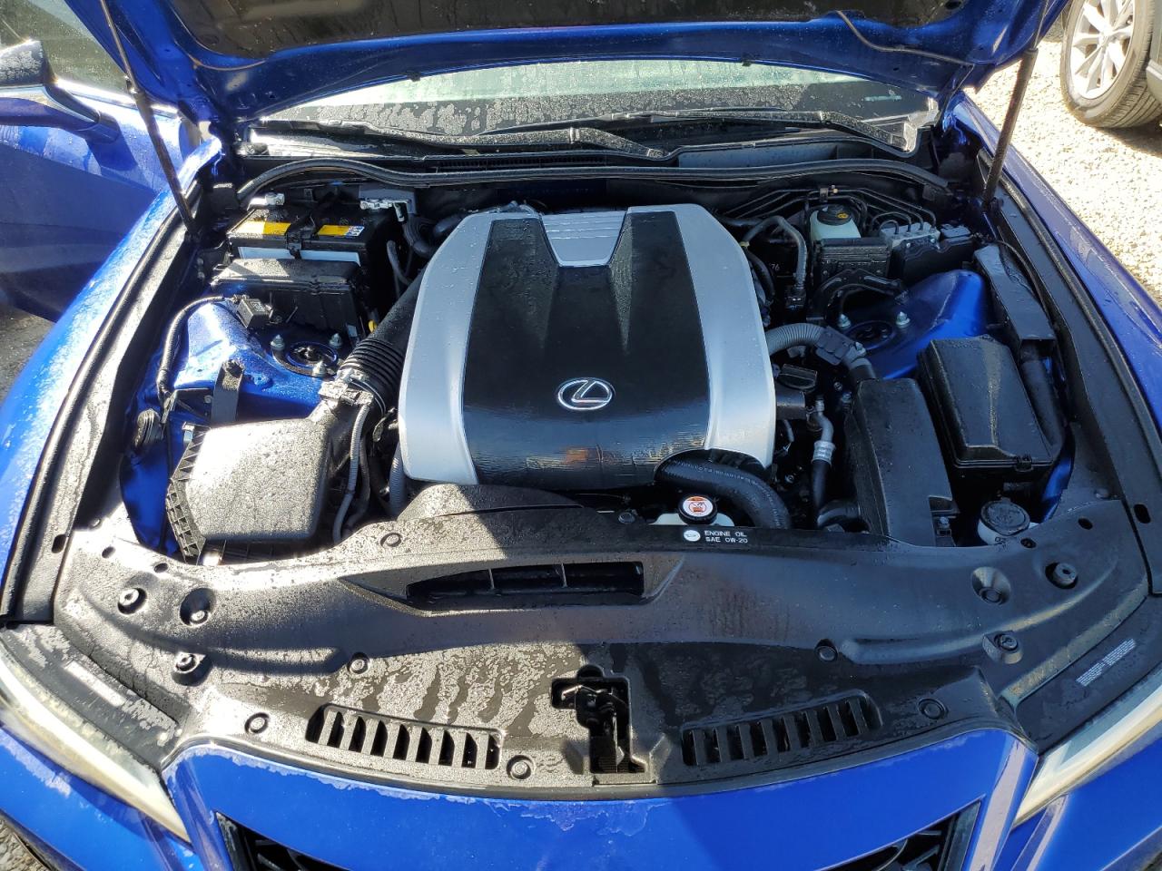 2021 Lexus IS - Image 11