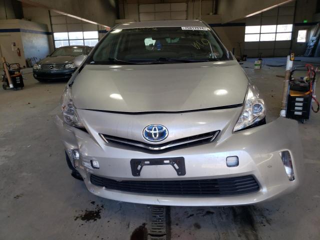 Кроссоверы TOYOTA PRIUS 2012 Серебристый