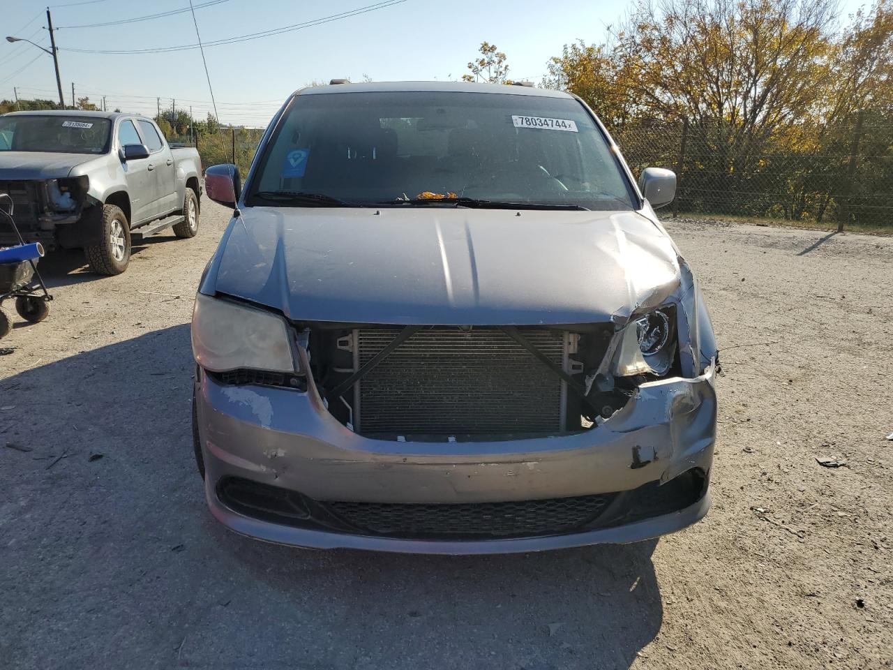 2015 Dodge Caravan - Image 5