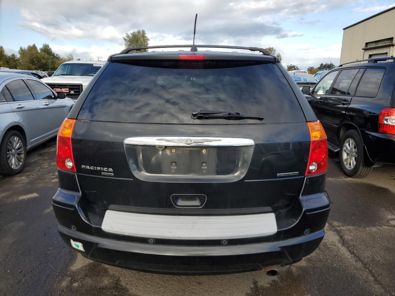 2008 Chrysler Pacifica Touring VIN: 2A8GF68XX8R611990 Lot: 76810644