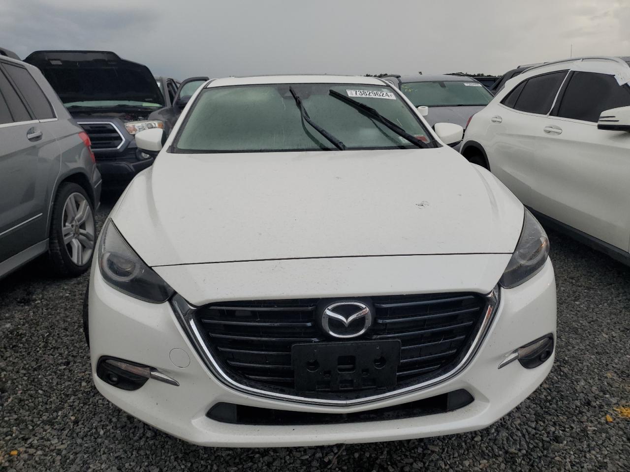 2018 Mazda 3 - Image 5