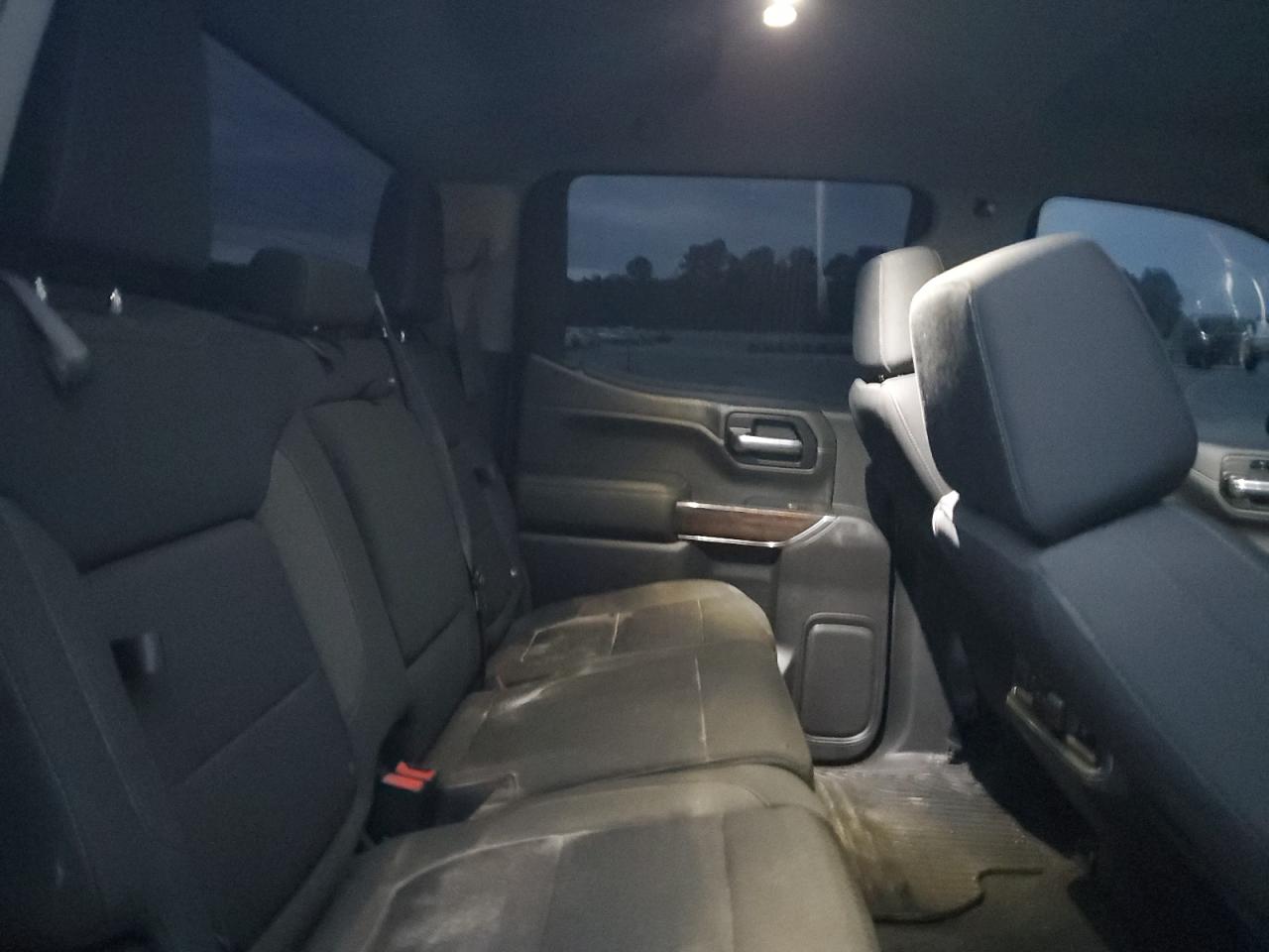 2021 GMC Sierra - Image 10