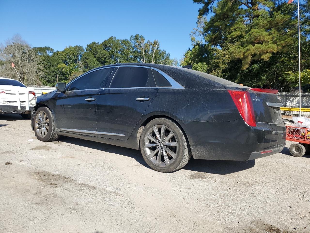 2016 Cadillac XTS - Image 2