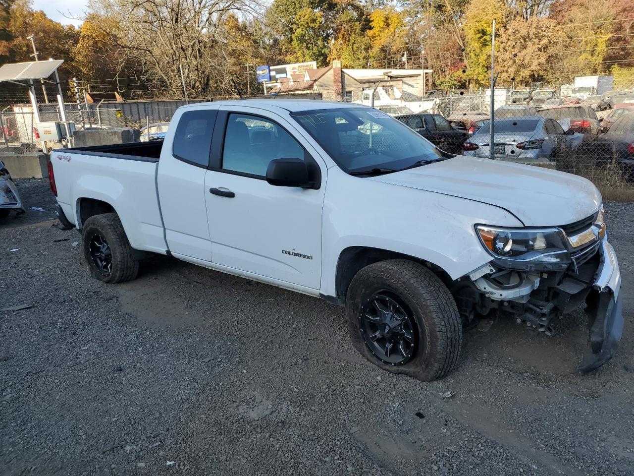2019 Chevrolet Colorado - Image 4