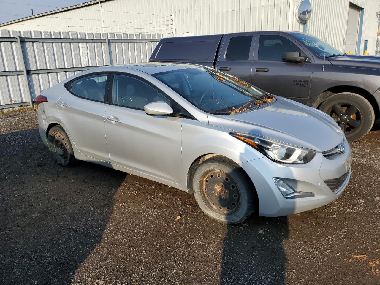 2016 Hyundai Elantra - Image 4