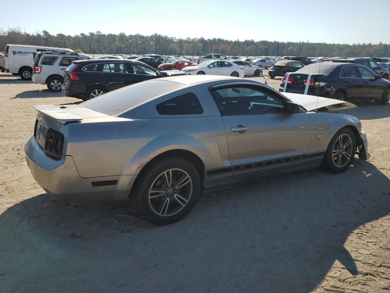 2009 Ford Mustang - Image 3