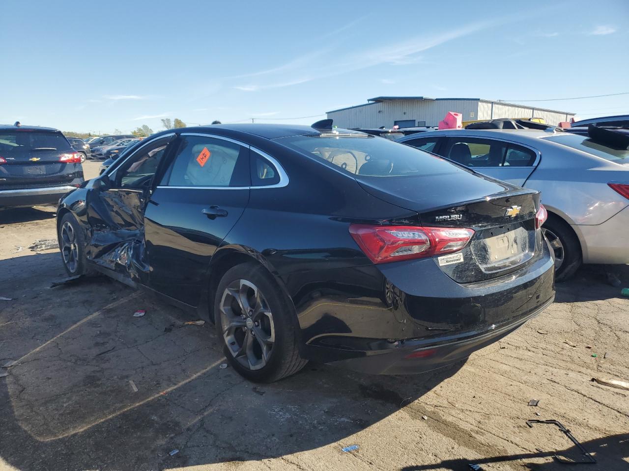 2022 Chevrolet Malibu - Image 2