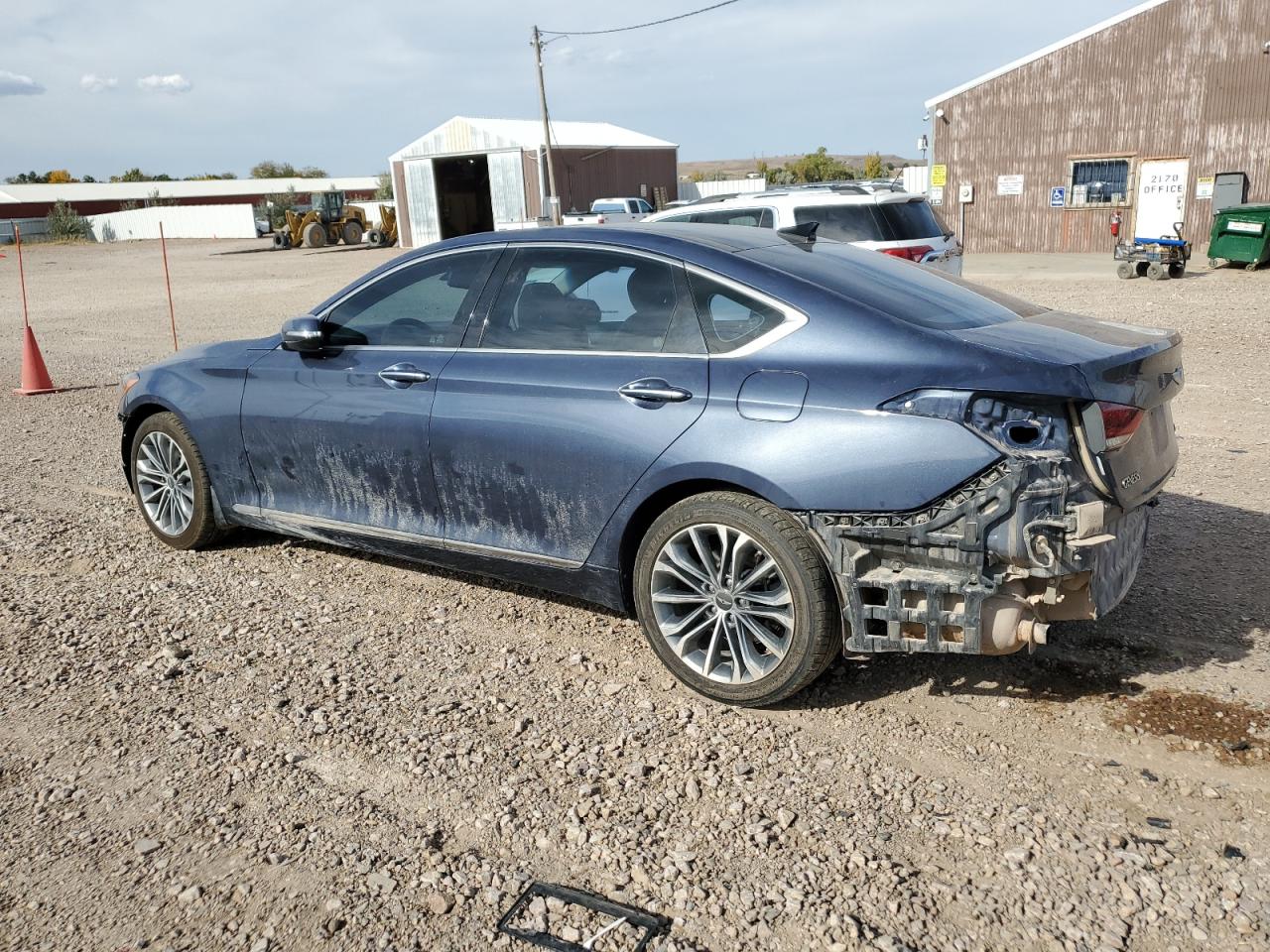 2016 Hyundai Genesis - Image 2