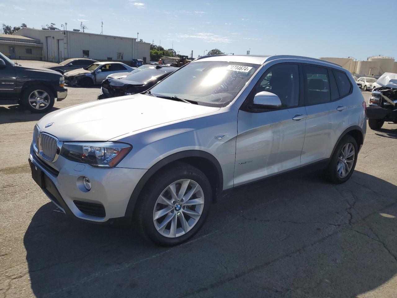 VIN 5UXWY3C56G0N88782 2016 BMW X3 no.1