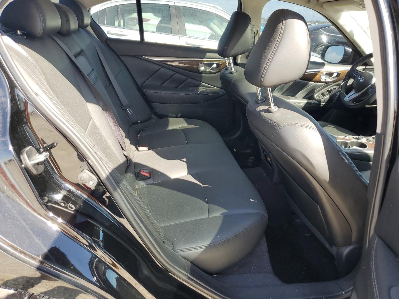 2018 Infiniti Q50 - Image 10