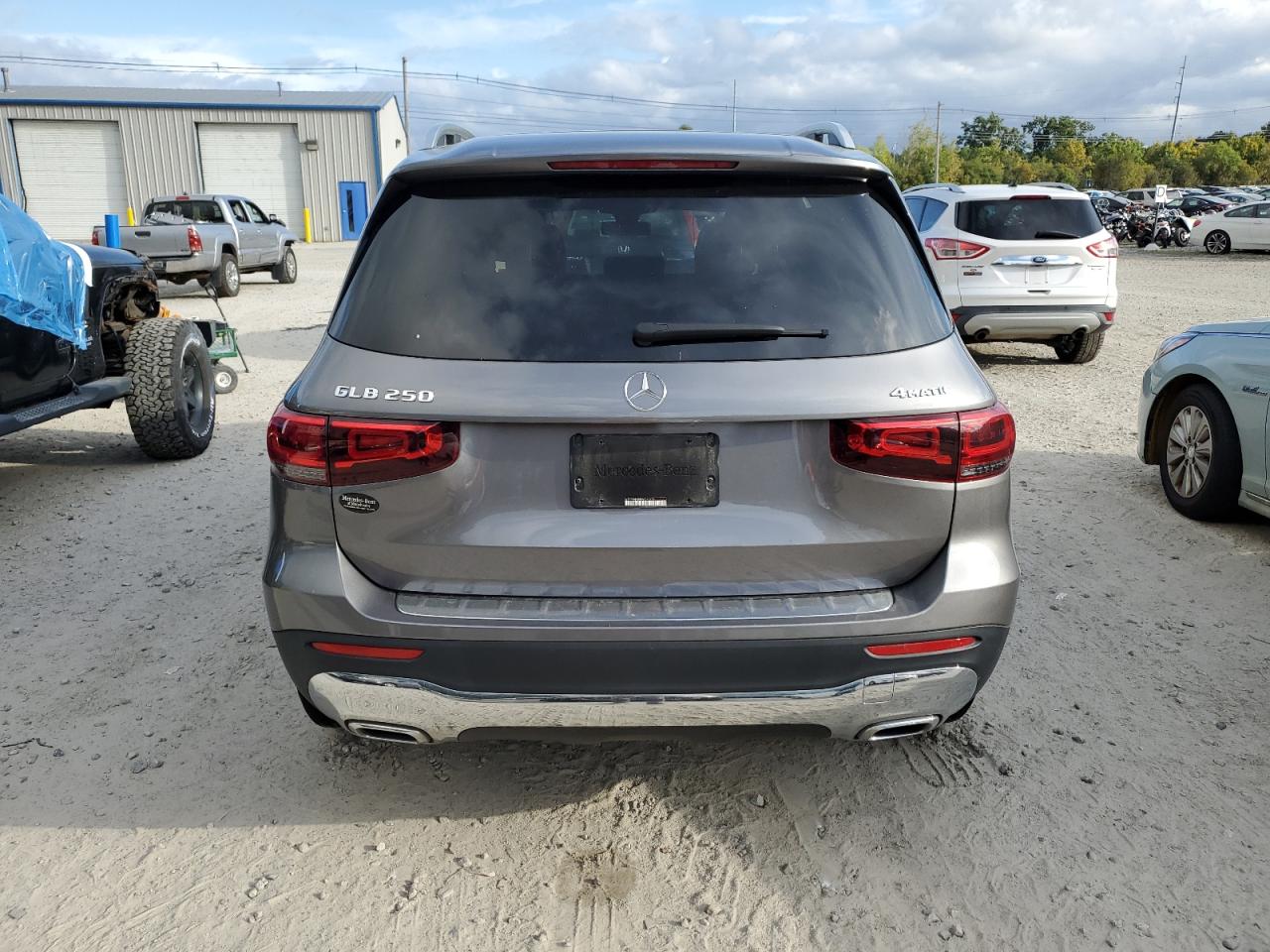 W1N4M4HB0MW090958 2021 Mercedes-Benz Glb 250 4Matic