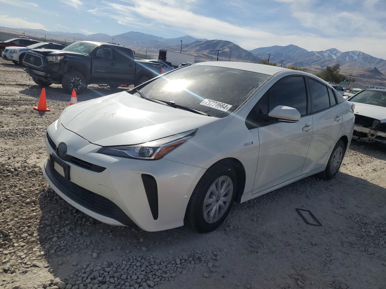 2019 TOYOTA PRIUS