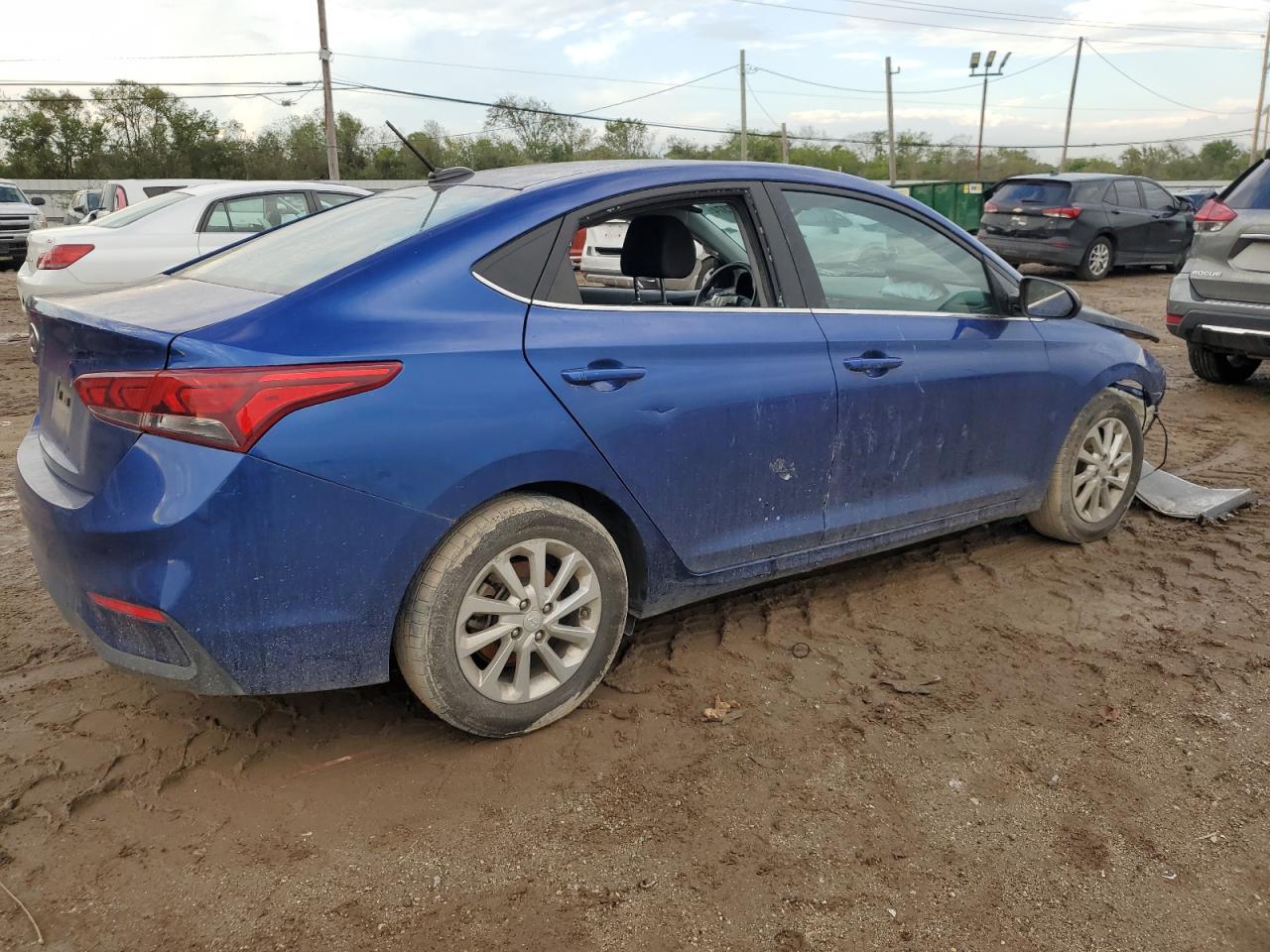 2021 Hyundai Accent - Image 3
