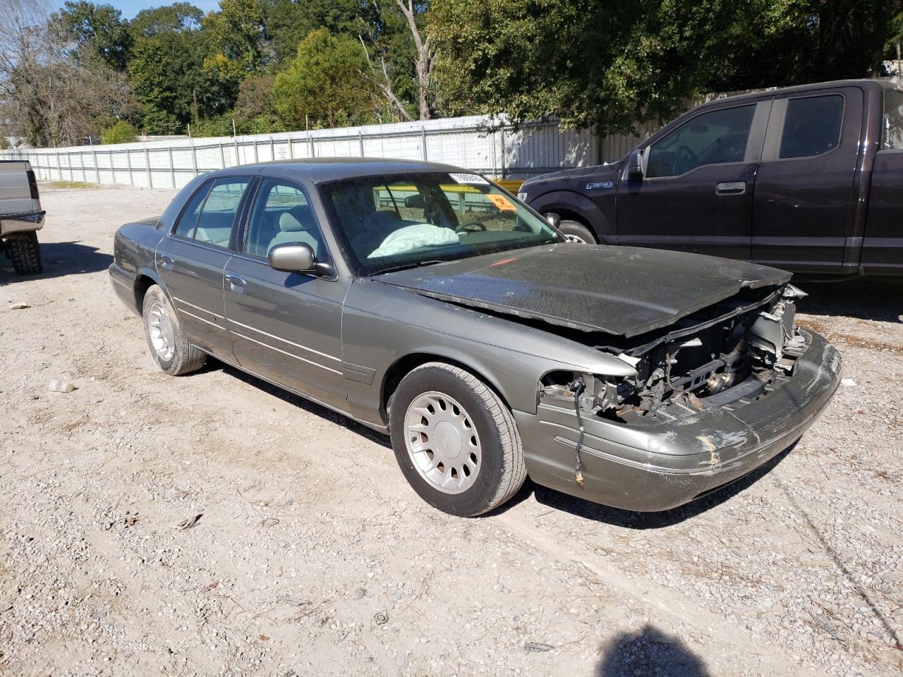 2000 Ford Crown Victoria Lx VIN: 2FAFP74W5YX157832 Lot: 76909424