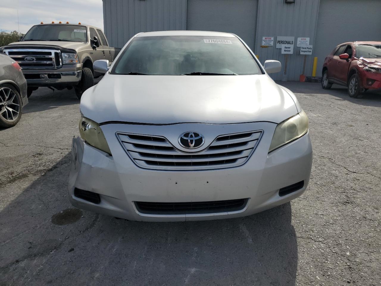 2009 Toyota Camry - Image 5