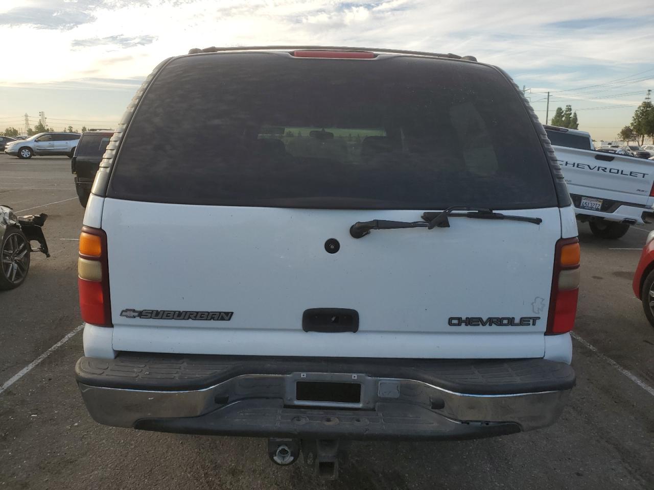 2000 Chevrolet Suburban C1500 VIN: 3GNEC16T5YG189571 Lot: 77704644