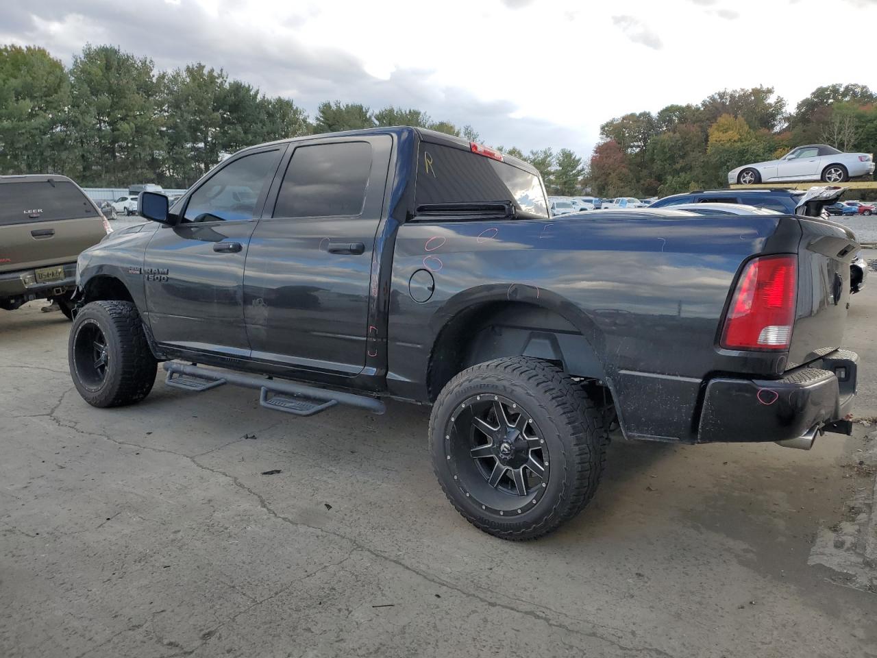 2018 RAM 1500 - Image 2