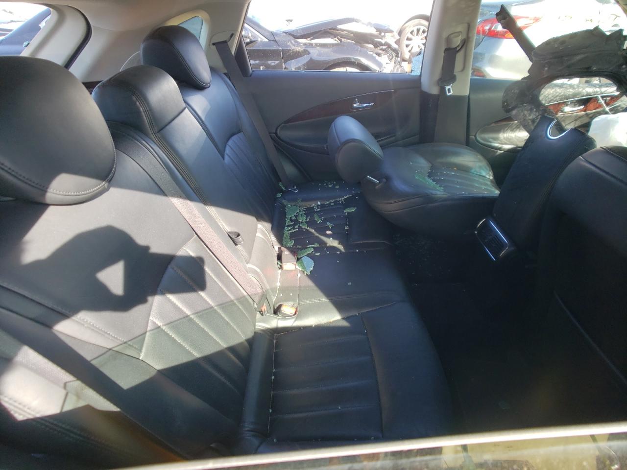 2016 Infiniti QX50 - Image 10