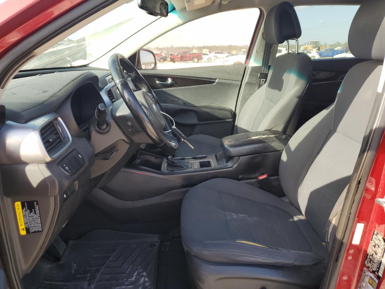 2016 Kia Sorento - Image 7