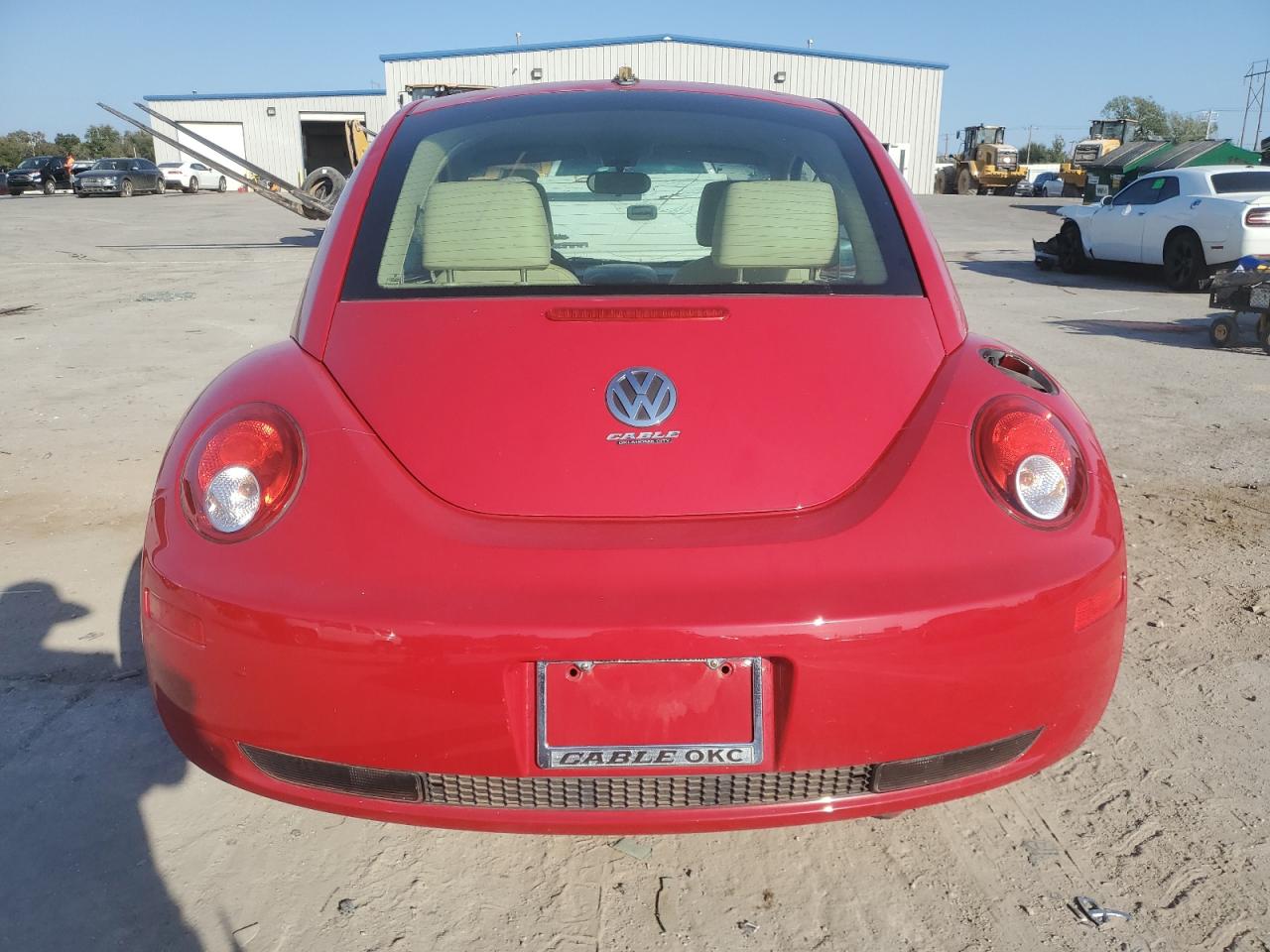 2008 Volkswagen New Beetle S VIN: 3VWPW31C08M520745 Lot: 75470194