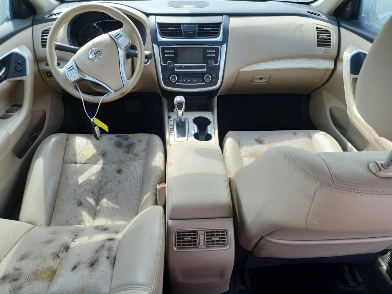 2016 Nissan Altima - Image 8