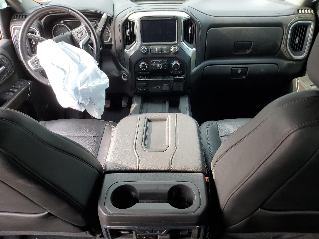 2022 Chevrolet Silverado - Image 8