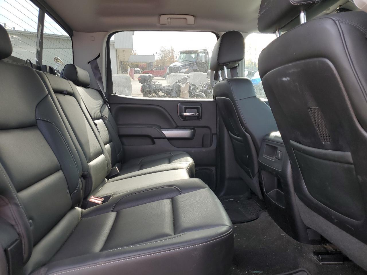 2015 Chevrolet Silverado - Image 10