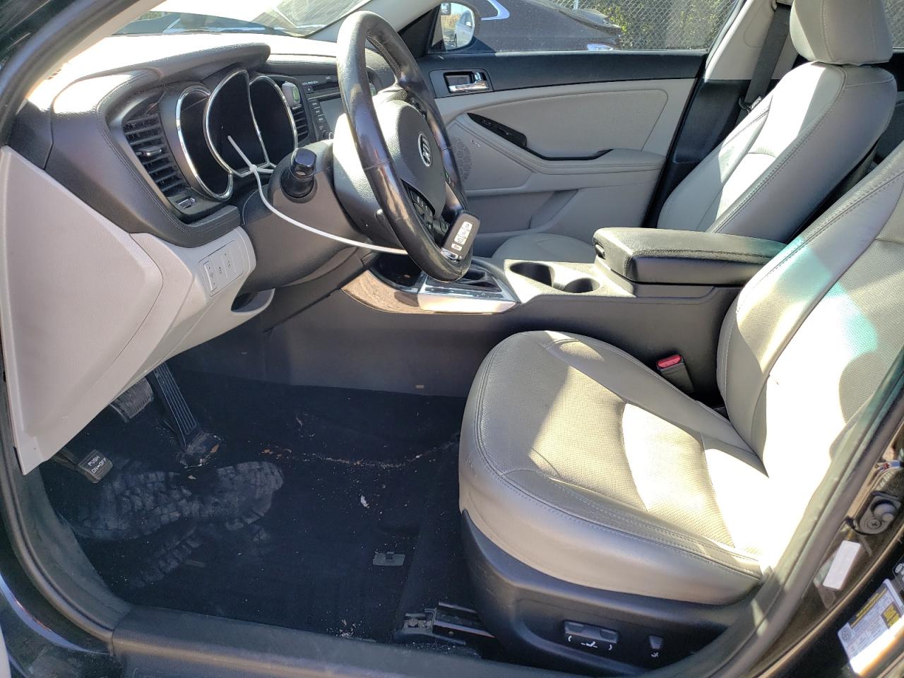 2013 Kia Optima - Image 7