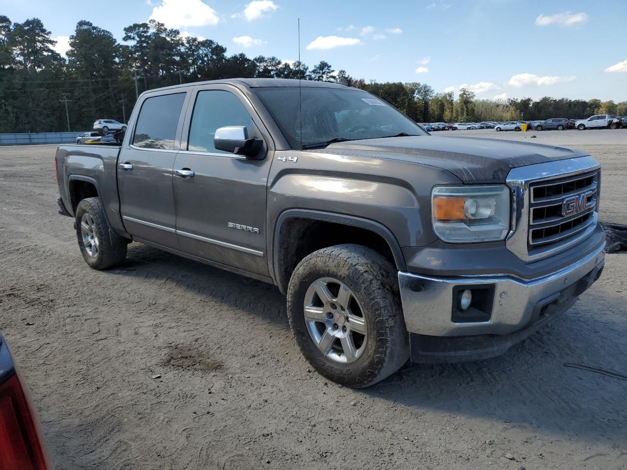 2014 GMC Sierra - Image 4