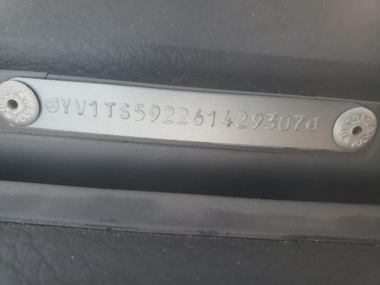2006 Volvo S80 - Image 12