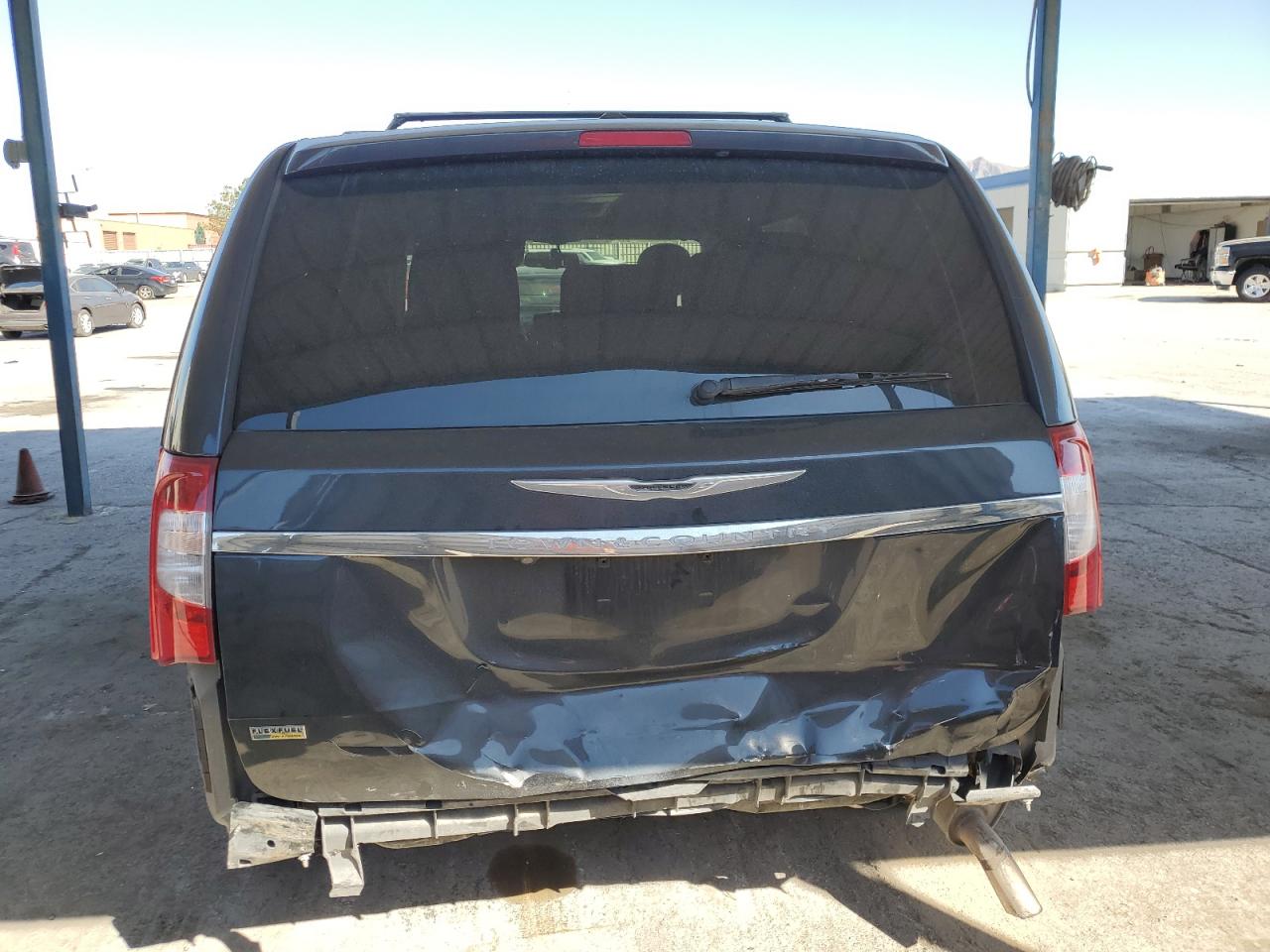 2C4RC1BG9ER126868 2014 Chrysler Town & Country Touring