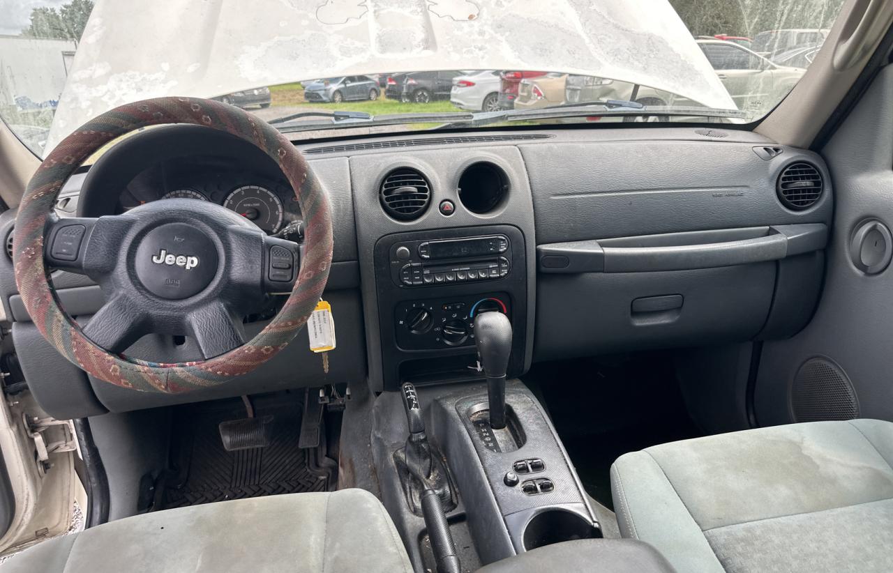 1J4GL48K06W128824 2006 Jeep Liberty Sport