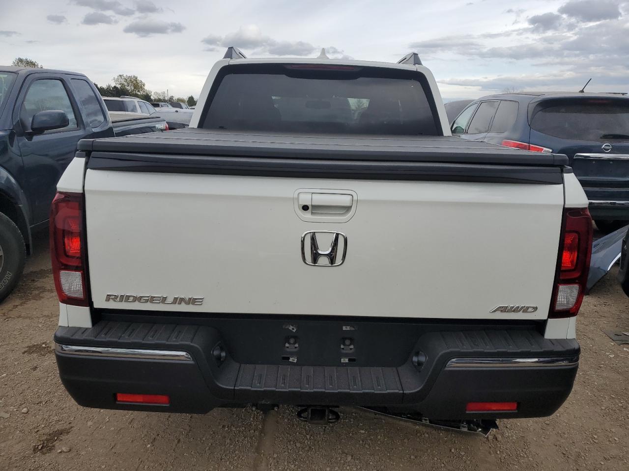 5FPYK3F62HB032320 2017 Honda Ridgeline Rtl