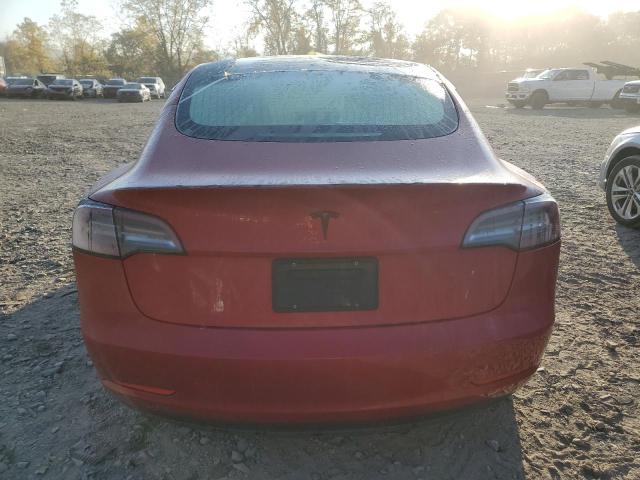  TESLA MODEL 3 2019 Червоний