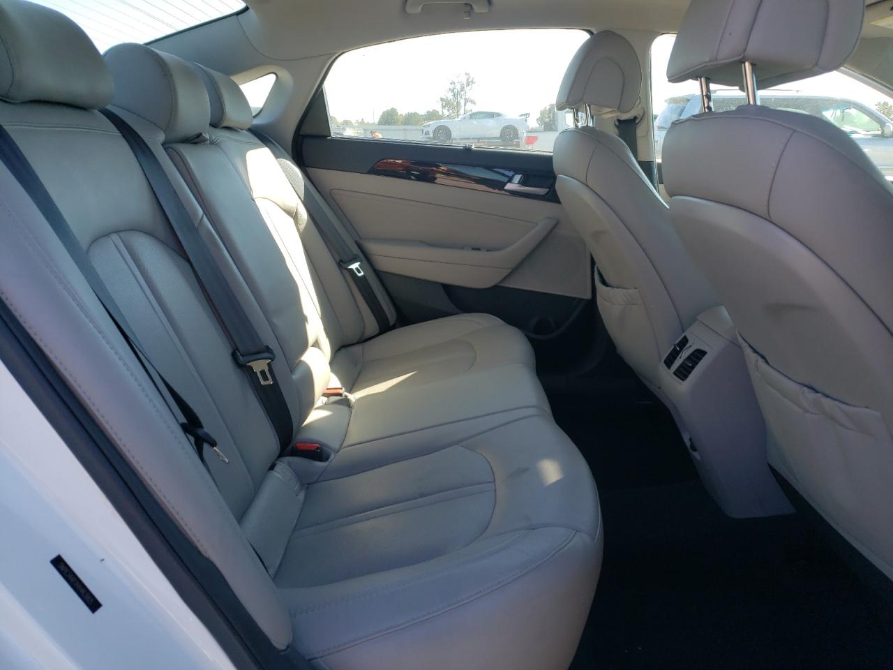2017 Hyundai Sonata - Image 10
