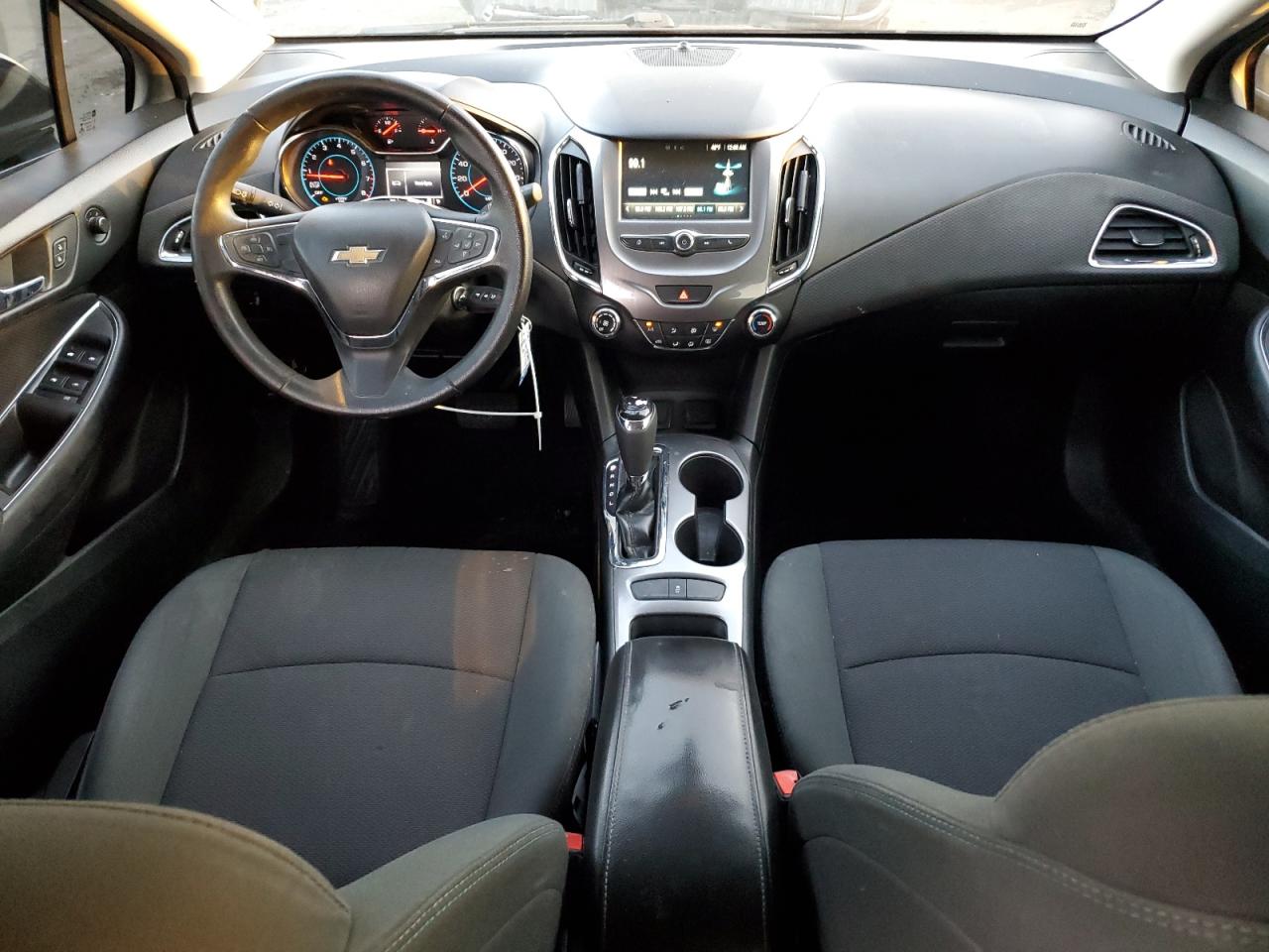 2016 Chevrolet Cruze - Image 8