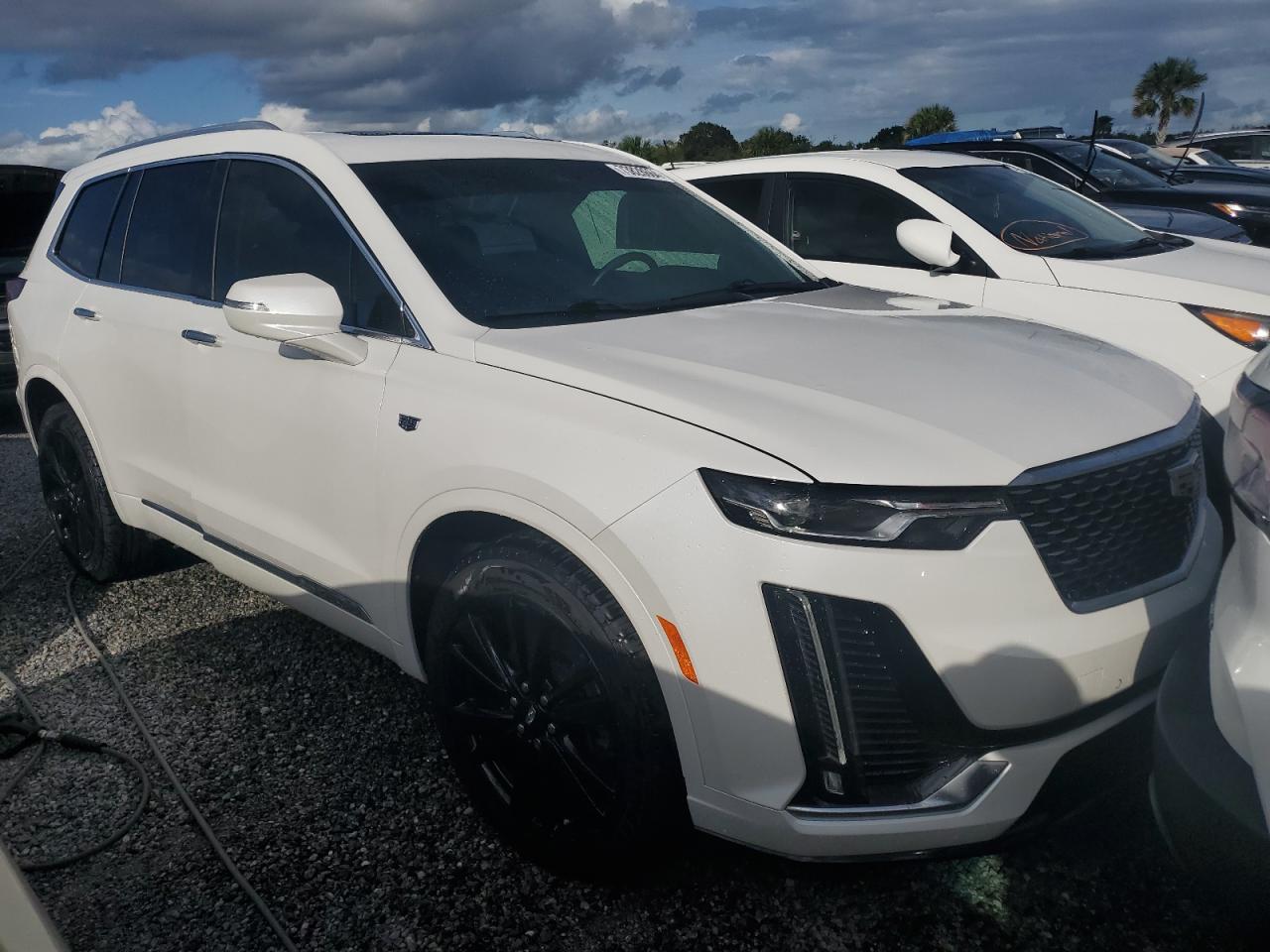 2020 Cadillac XT6 - Image 4