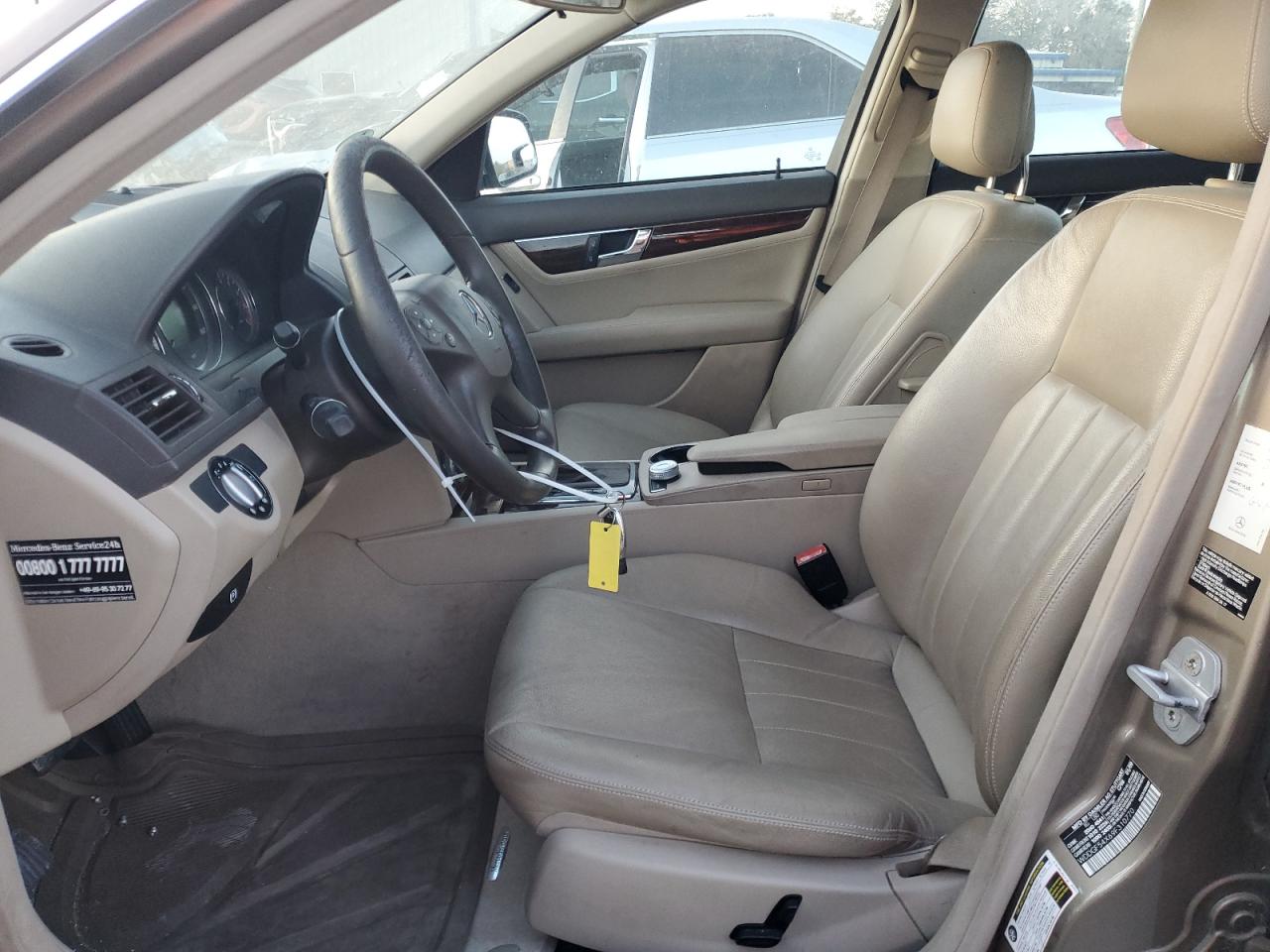 2009 Mercedes-Benz C 300 VIN: WDDGF54X69F310770 Lot: 76818034