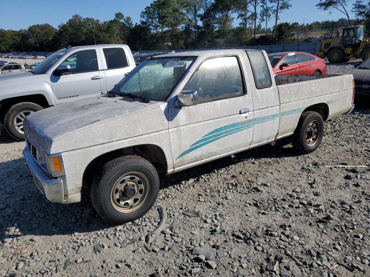 1995 Nissan Titan - Image 1