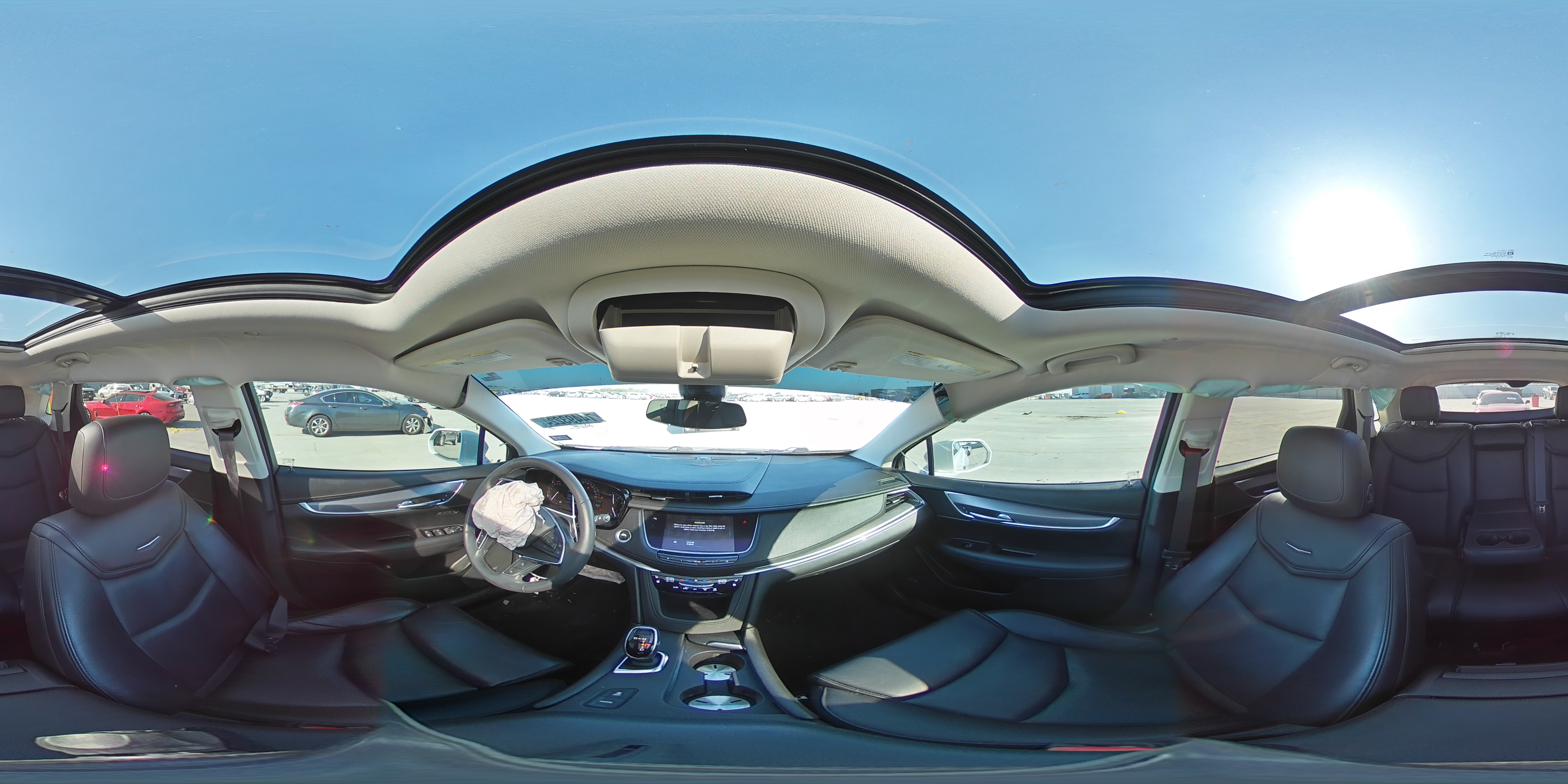 2017 Cadillac XT5 - Image 14
